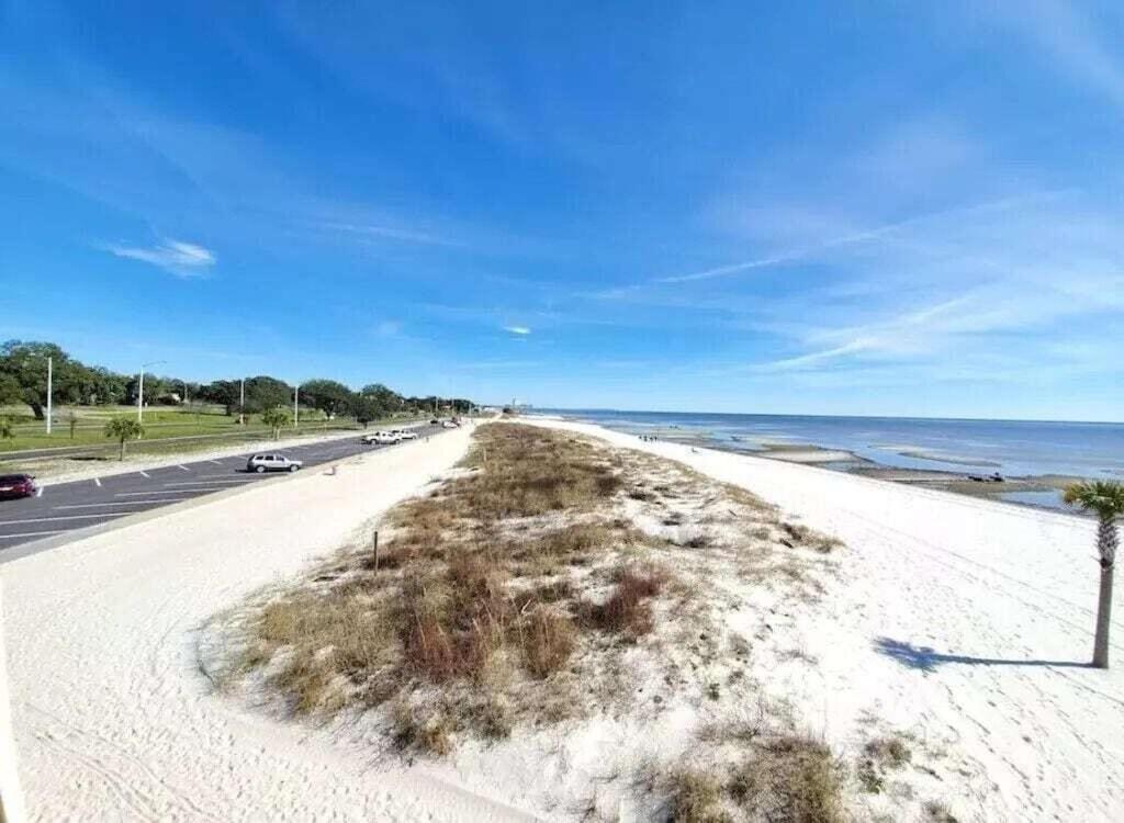Biloxi Beach Condo-B Bagian luar foto