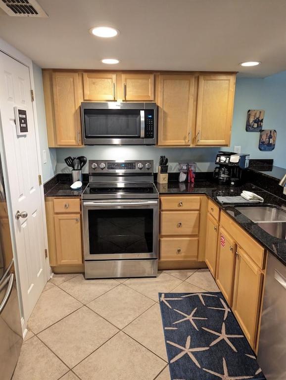 Biloxi Beach Condo-B Bagian luar foto